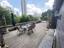 特殊户型带露台,赠送双产权车位,豪装装修,接受置换,价格可谈