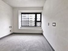 次新小区人车分流,带产权车位,边套户型接受置换,价格还有空间