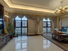 银亿全新稀缺中叠大边套 双车位 三面采光 满五 看房方便