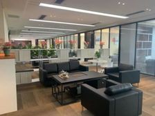 福田下沙地铁口 京基滨河时代 1000平米精装修办公室 看海