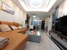 金地叠加别墅 精致装修 带电梯 可拎包入住 市政府旁 环境新