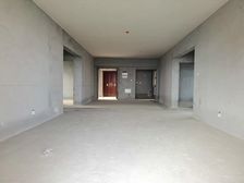 187平 品质小区 五星级车库 专门管家 带免费健身房