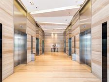 特价急租,65元含税带家具!凯德广场甲级写字楼,商业配套齐全