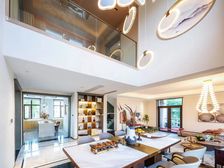 中铁琥珀湾法式 双拼别墅243米280万 超大花园 一线海景