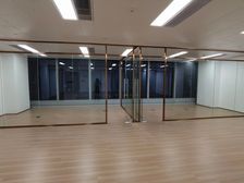 江北中心甲级写字楼 157平 租金可撩 高层视野