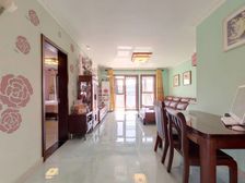 北京风景 精装修 中间位置 采光佳 安静 双阳台