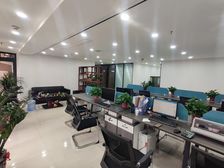 中州大道金成时代208平3房间,精装落地窗,5号线姚寨路地铁