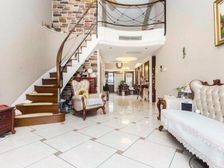 2001年房龄 降价80万急抛!精装修带固定车位!满五税少