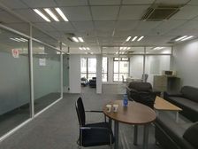 7.12号线肇嘉浜路站坤阳国际 面积150平米带装修