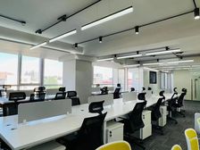 中关村电子大厦 中关村soho 正对电梯 朝南 381平米