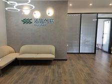 电梯口390平米精装修带家具3.4.11号线曹杨路地铁口长城