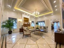 英庭名墅,大户型,大花园,房龄新,诚意出售,价格好谈