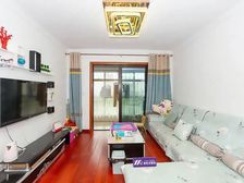 秋月朗庭尚东区 113平3居 南北向精装修