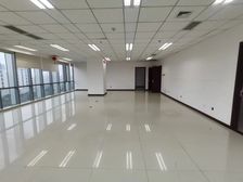 真实照片、真实价格 北三环茅台大厦1582平整层出租可看房