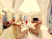 联排边户,五个大房间,100多平花园,可停五辆车