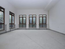 新上 复地四期 半山独栋 大花园 带车库 户型 价格优惠