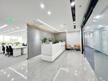 东大桥地标 侨福芳草地 精装修带家具 户型方正 高区特价出租