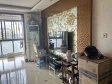 新上房源(龙馨公寓)(中间楼层)(精装修的商品房)(近地铁)