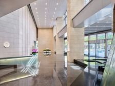 大望路超甲级写字楼|北京地标性建筑|华贸中心稀缺面积随时可看