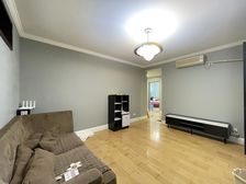 (在家可观三件套)出门见三轨,带着致远,位置好,价格还可谈!