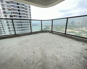 急售 愉珑湾 7栋中层望海景 三面采光 视野开阔 楼距远