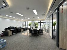 绿地领海大厦,净房租才合55元,精装带家具,地铁上盖,手慢无