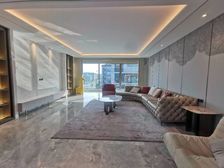 带院子的上叠别墅 在家俯瞰北龙湖)豪华全新装修 送家具双车位