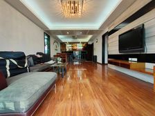 樟木头碧河花园,电梯高层,精装四房,朝河景看滨河公园,急售