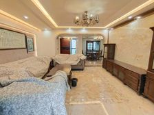 观山湖公园旁 精装大四房关门卖 产权清晰 满五 省税公园