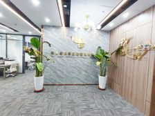 精致ins风 绿地新都会260平精装修 朝南采光 带家具