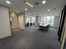 直租!公司的房子,价格便宜,地铁口很近,东南双面采光。3间房