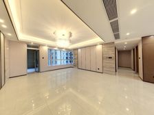 青羊区 华润金悦湾品质大平层 对中庭 开发商精装修 户型方正