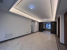 金地华著 体育馆旁 樱花公园 地铁站 看房方便