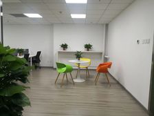 洛克时代中心 两套打通 可注册多个地址 精装带家具