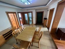 208万 商品住宅 中间楼层 大两房 交通便利