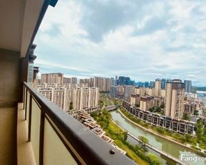 降价急售御海天禧 中空复式 入户花园望湖景 后阳台还可望江景