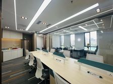 东三环东大桥朝阳门朝外SOHO170平精装修带家具出租