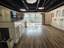 工体附近临街商业出租展示面好,门口停车方便除明火餐饮外不限