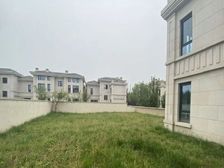 燕西大平层下跃出房了 面宽14米!地上170平地下140平