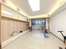 飞机四室丨一梯两户得房率高丨带地库丨置换普陀别墅