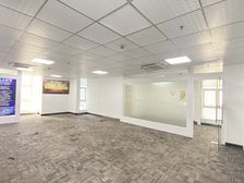 市中心地段 交通便利 精装 隔断 价格实惠 采光好 随时可看