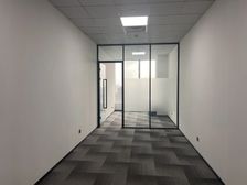 实拍 视野开阔 国金 世金 采光好!靠近茂业商圈!周边设施多