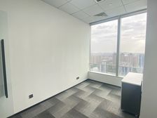 地标建筑国金 世金 停车方便 高层观景 大面积 随时看