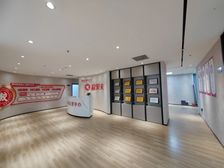 太原街 双地铁换乘 大企开发商 南向精装带隔断 含票 对电梯