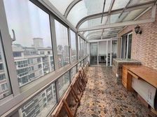 只卖一周!!低核验价200W,自带车库 郁金香公园全景