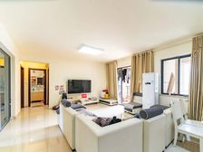 碧桂园翡翠山 136平4居 南向简装修 视野无遮挡