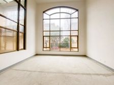 地铁口 迎宾路别墅区 使用面积大 1至4层