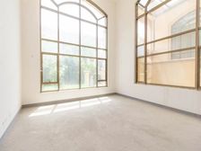 迎宾路3号、联排别墅上下五层、带前后院子私家车库