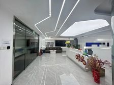 上地 金隅嘉华大厦 新出600平 精装 正对电梯三面采光