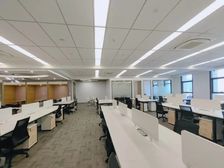 东四环商圈 金长安大厦 精装修带家具 户型方正 高区使用率高